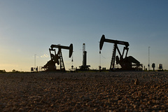 Цена нефти Brent выросла до уровня октября 2014 года