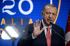 «Провалившийся эксперимент» Эрдогана разогнал рост цен в Турции до рекорда