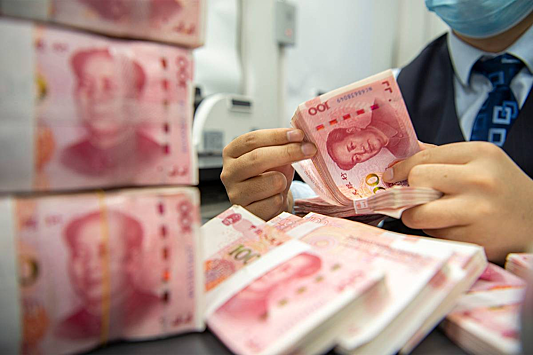 В России задумались о выпуске госдолга в юанях